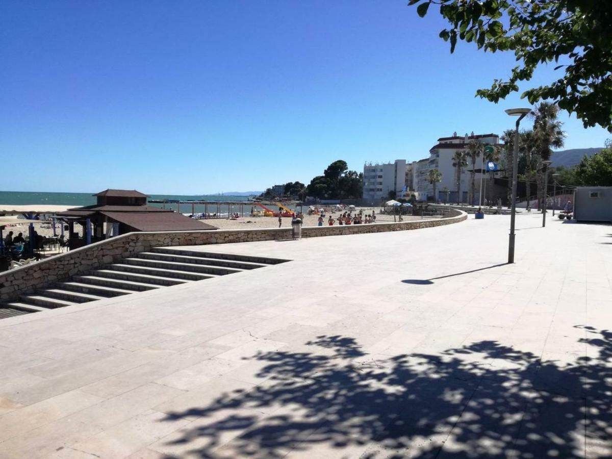 Primera Linea De Mar Con Piscina En Ebrehogar Sant Carles De La Rapita