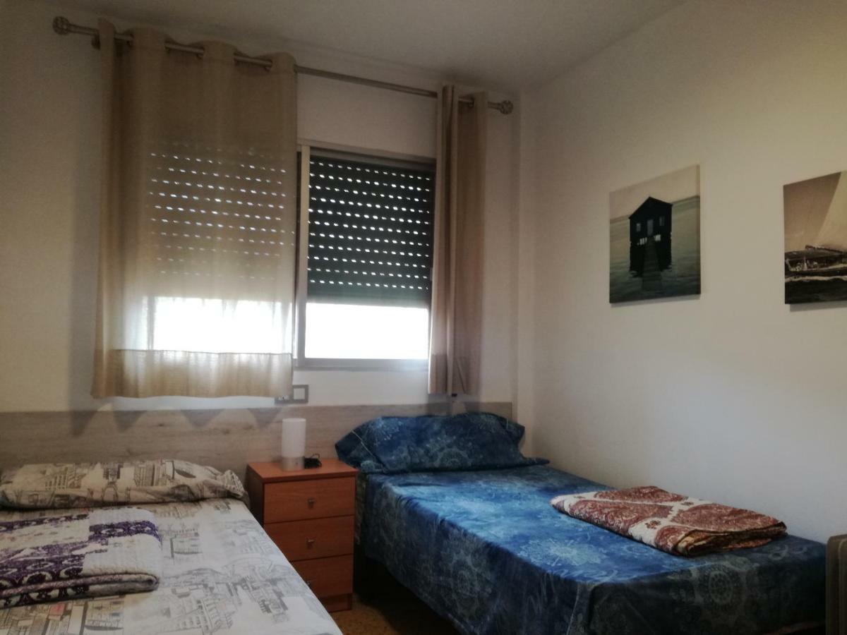 Primera Linea De Mar Con Piscina En Ebrehogar Apartment *